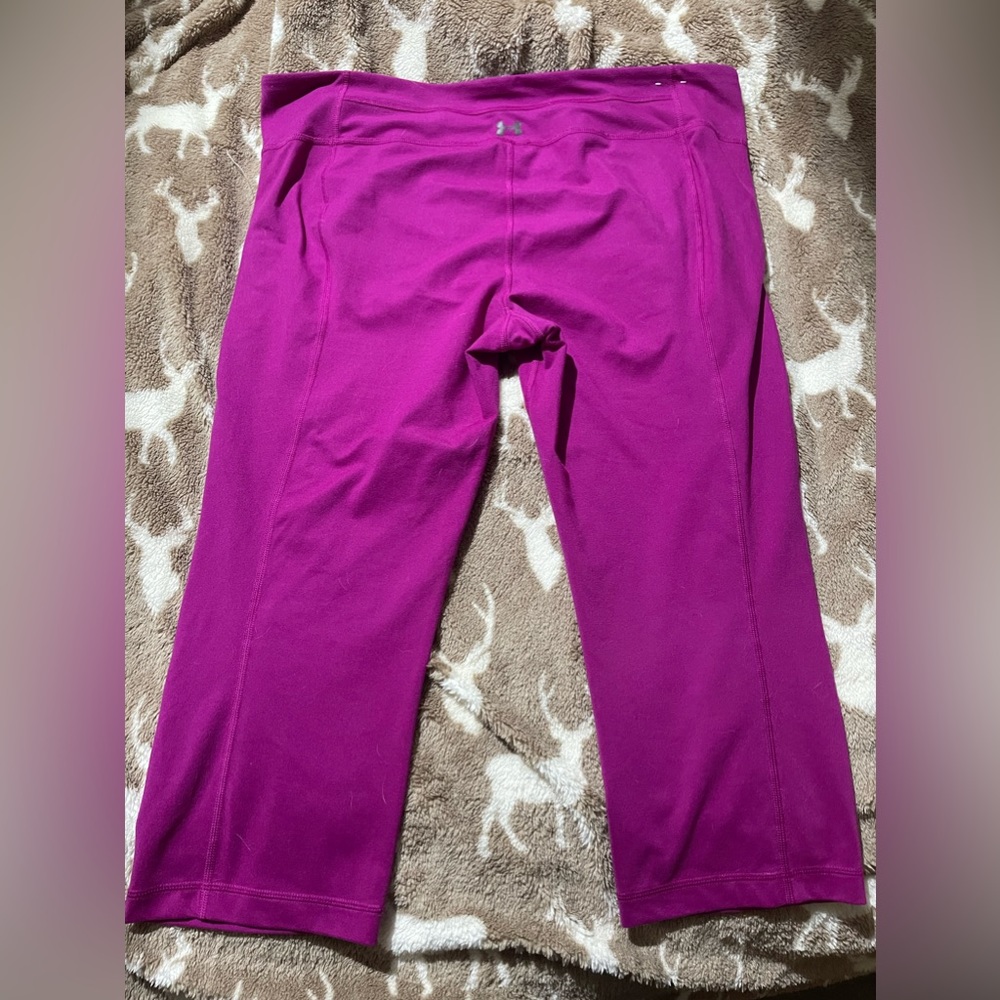 Under Armour stretch capris